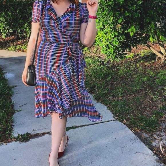 WAYF Sutton Wrap Dress (SEE PHOTOS!) - Picture 2 of 4